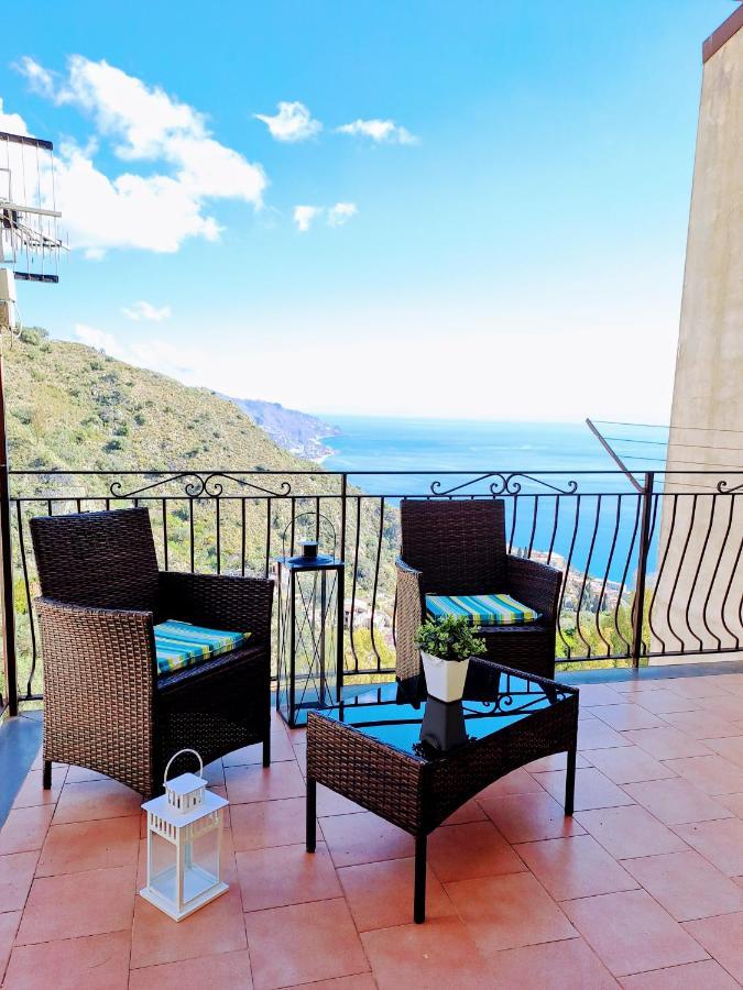 Tao Charming Apartment Taormina Eksteriør bilde