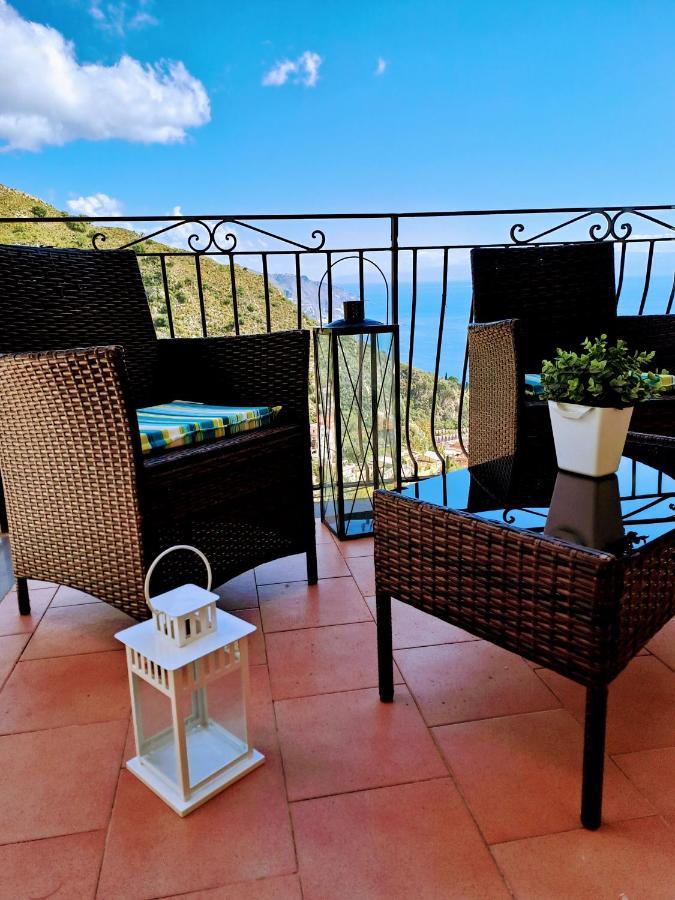 Tao Charming Apartment Taormina Eksteriør bilde